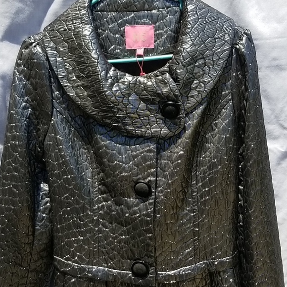 Coat Dress (run small, if you wear 8 or 10) - Picture 3 of 4